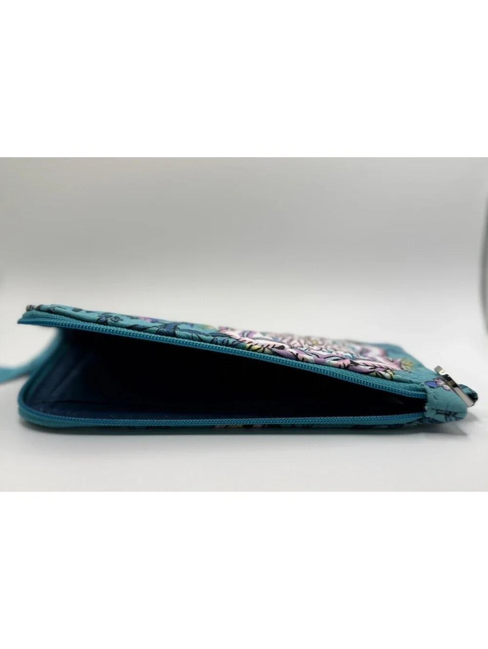Vera Bradley RFID Tech Wristlet Clear Touch Screen Back ~ Peacock Garden